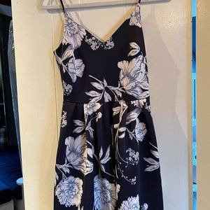 Floral Navy Short Dress in Medium